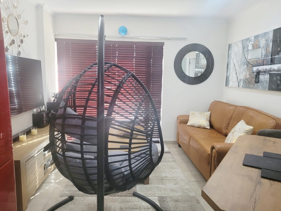 2 Bedroom Property for Sale in Stellendale Western Cape